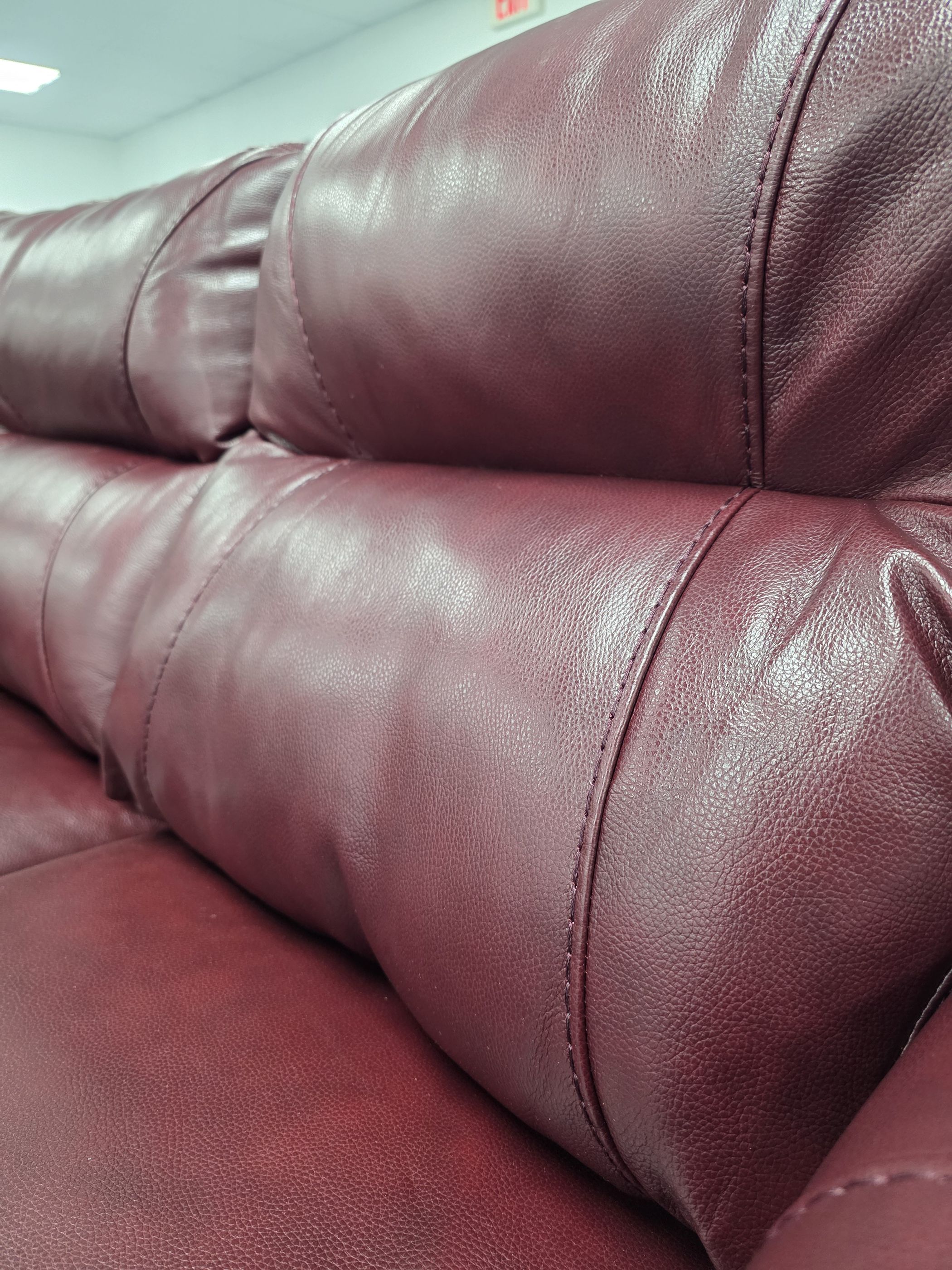 (image for) 2043 Soft Touch Crimson