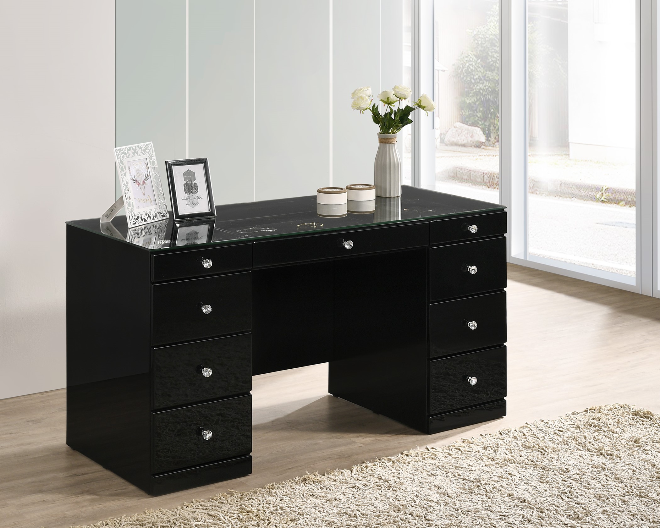 (image for) CM4850 Avery Black Vanity